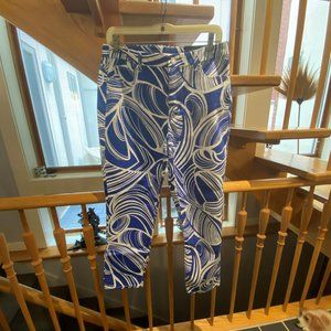 Chico's The So Slimming Girlfriend Ankle Pants, Blue and White, Size 1.5  Med
